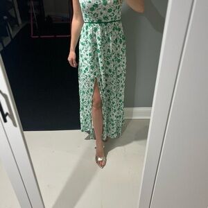 Aakaa Green Maxi Sundress with Scoop Neck and Slit